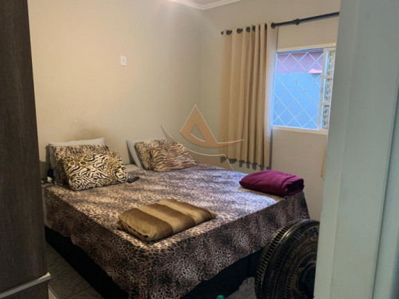 Imagem Casa com 4 Quartos à Venda, 205 m² em Planalto Verde - Ribeirão Preto Imagem Casa com 4 Quartos à Venda, 205 m² em Planalto Verde - Ribeirão Preto