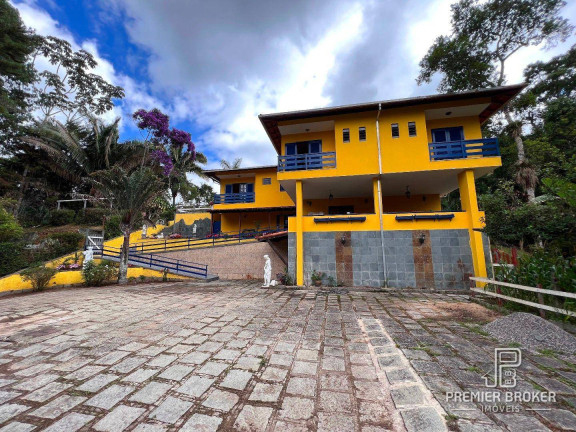 Casa com 9 Quartos à Venda, 760 m² em Fazenda Suiça - Teresópolis