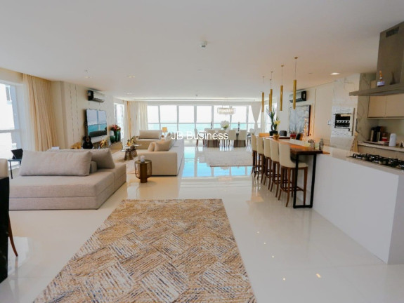 Imagem Imóvel com 5 Quartos à Venda, 359 m² em Centro - Balneário Camboriú Imagem Imóvel com 5 Quartos à Venda, 359 m² em Centro - Balneário Camboriú