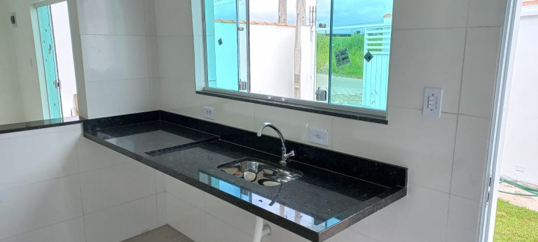 Imagem Casa com 2 Quartos à Venda, 50 m² em Bopiranga - Itanhaém Imagem Casa com 2 Quartos à Venda, 50 m² em Bopiranga - Itanhaém