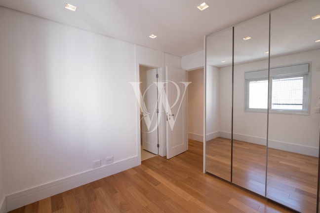 Imagem Apartamento com 3 Quartos à Venda, 273 m² em Itaim Bibi - São Paulo