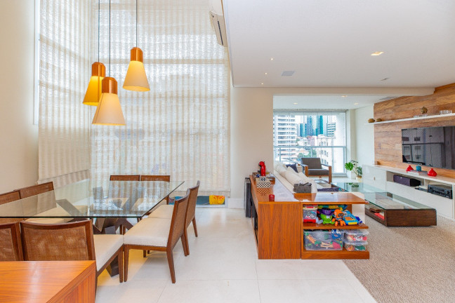 Imagem Apartamento com 3 Quartos à Venda, 240 m² em Vila Mariana - São Paulo