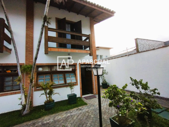 Casa com 2 Quartos à Venda, 90 m² em Prainha - Caraguatatuba