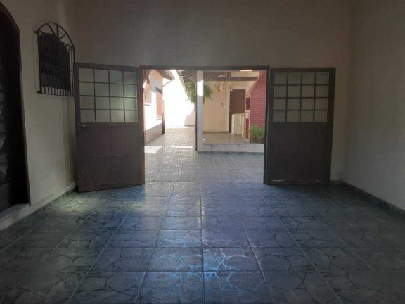Imagem Casa com 2 Quartos à Venda, 336 m² em Parque Santo Antônio - Jacareí Imagem Casa com 2 Quartos à Venda, 336 m² em Parque Santo Antônio - Jacareí