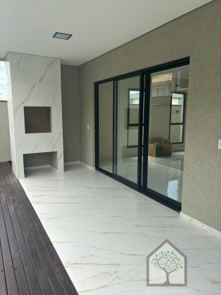Imagem Casa com 3 Quartos à Venda, 206 m² em Ingleses Do Rio Vermelho - Florianópolis Imagem Casa com 3 Quartos à Venda, 206 m² em Ingleses Do Rio Vermelho - Florianópolis