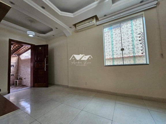 Imagem Casa com 3 Quartos à Venda, 134 m² em Olaria - Rio De Janeiro Imagem Casa com 3 Quartos à Venda, 134 m² em Olaria - Rio De Janeiro