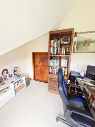 Imagem Casa com 3 Quartos à Venda, 323 m² em Morada Das Flores (aldeia Da Serra) - Santana De Parnaíba