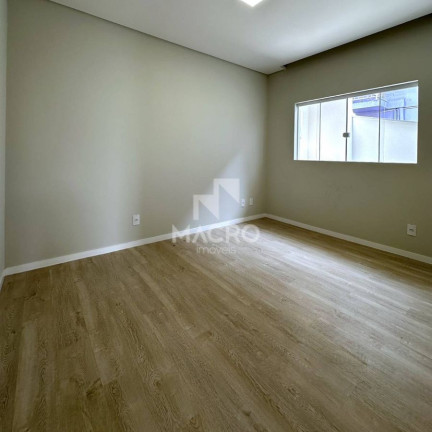 Imagem Casa com 3 Quartos à Venda, 173 m² em Jaraguá Esquerdo - Jaraguá Do Sul Imagem Casa com 3 Quartos à Venda, 173 m² em Jaraguá Esquerdo - Jaraguá Do Sul