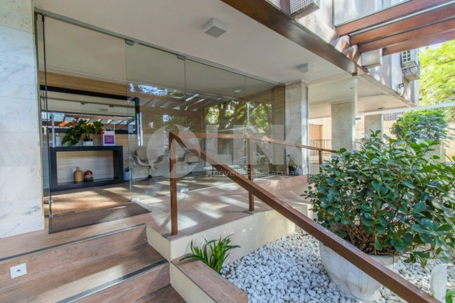 Imagem Imóvel com 4 Quartos à Venda, 498 m² em Moinhos De Vento - Porto Alegre