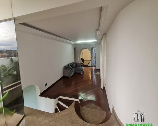 Imagem Casa com 6 Quartos à Venda, 600 m² em Jardim Europa - Bragança Paulista