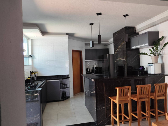 Imagem Casa com 3 Quartos à Venda, 212 m² em Jardim Bela Vista - Arapongas Imagem Casa com 3 Quartos à Venda, 212 m² em Jardim Bela Vista - Arapongas
