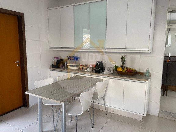 Imagem Casa com 4 Quartos à Venda, 300 m² em Alphaville - Santana De Parnaíba Imagem Casa com 4 Quartos à Venda, 300 m² em Alphaville - Santana De Parnaíba