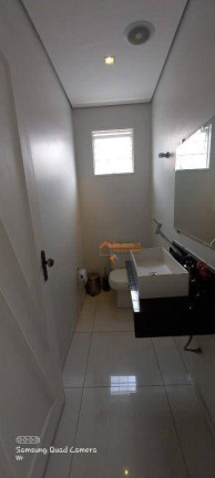 Imagem Sobrado com 3 Quartos à Venda, 226 m² em Parque Renato Maia - Guarulhos Imagem Sobrado com 3 Quartos à Venda, 226 m² em Parque Renato Maia - Guarulhos