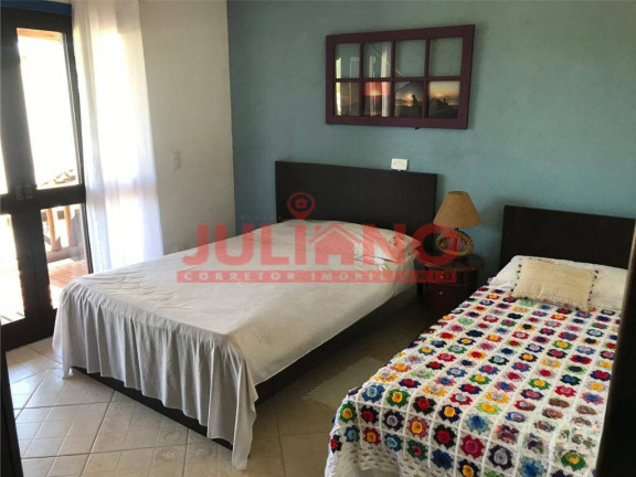 Imagem Casa com 2 Quartos à Venda, em Morrinhos - Bombinhas Imagem Casa com 2 Quartos à Venda, em Morrinhos - Bombinhas