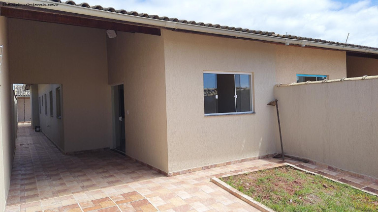 Casa com 2 Quartos à Venda, 80 m² em Parque D`avile - Peruíbe