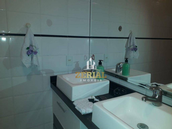 Imagem Sobrado com 3 Quartos à Venda, 274 m² em Osvaldo Cruz - São Caetano Do Sul