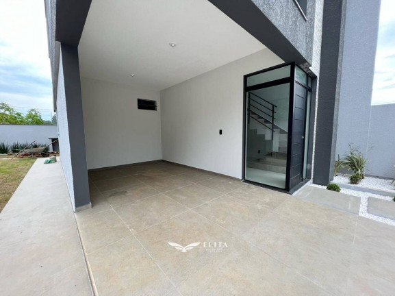 Imagem Sobrado com 3 Quartos à Venda, 220 m² em Los Angeles - Barra Velha