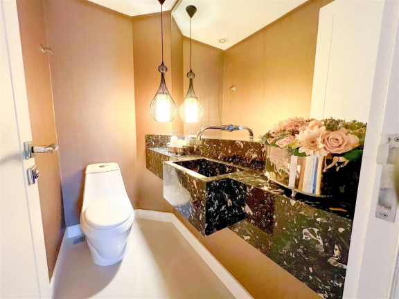 Imagem Apartamento com 4 Quartos à Venda, 158 m² em Pioneiros - Balneário Camboriú Imagem Apartamento com 4 Quartos à Venda, 158 m² em Pioneiros - Balneário Camboriú