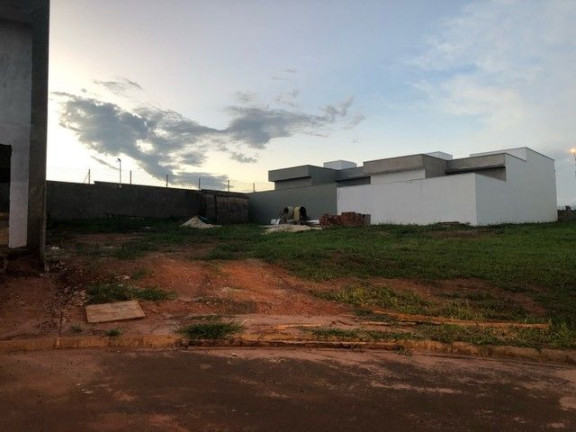 Imagem Terreno à Venda, 547 m² em Parque Taquaral - Piracicaba Imagem Terreno à Venda, 547 m² em Parque Taquaral - Piracicaba