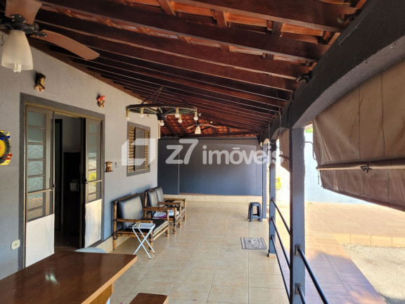Imagem Imóvel com 3 Quartos à Venda, 2.300 m² em Parque Alvamar - Sarandi Imagem Imóvel com 3 Quartos à Venda, 2.300 m² em Parque Alvamar - Sarandi