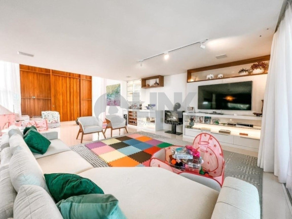 Imagem Imóvel com 3 Quartos à Venda, 341 m² em Vila Nova - Porto Alegre Imagem Imóvel com 3 Quartos à Venda, 341 m² em Vila Nova - Porto Alegre