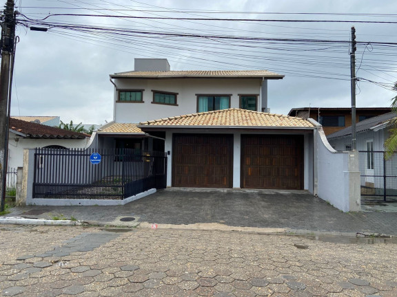 Imagem Casa com 4 Quartos à Venda, 231 m² em São João - Itajaí Imagem Casa com 4 Quartos à Venda, 231 m² em São João - Itajaí