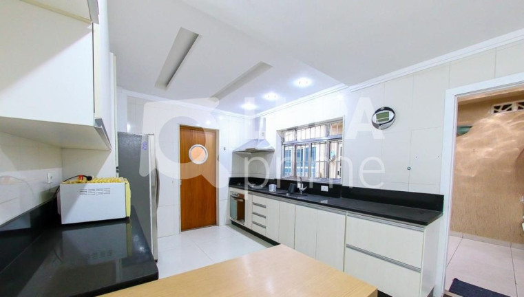 Imagem Casa com 3 Quartos à Venda, 207 m² em Vila Medeiros - São Paulo Imagem Casa com 3 Quartos à Venda, 207 m² em Vila Medeiros - São Paulo