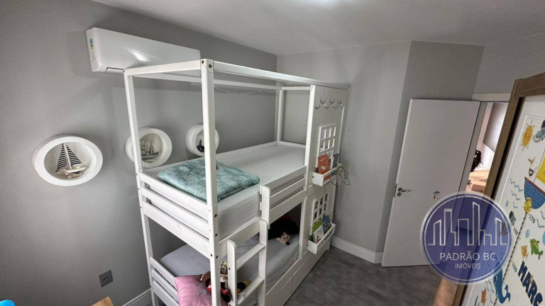 Imagem Apartamento com 3 Quartos à Venda, 91 m² em Centro - Balneário Camboriú Imagem Apartamento com 3 Quartos à Venda, 91 m² em Centro - Balneário Camboriú