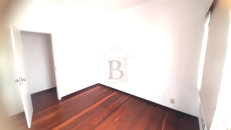 Imagem Imóvel com 2 Quartos para Alugar, 120 m² em Icaraí - Niterói Imagem Imóvel com 2 Quartos para Alugar, 120 m² em Icaraí - Niterói