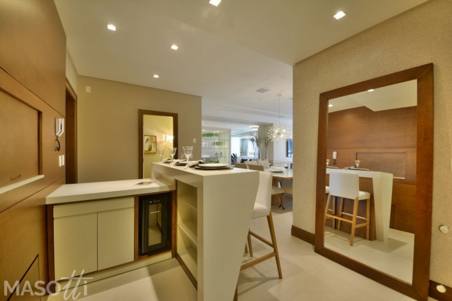 Imagem Apartamento com 4 Quartos à Venda, 31.474 m² em Centro - Gramado Imagem Apartamento com 4 Quartos à Venda, 31.474 m² em Centro - Gramado