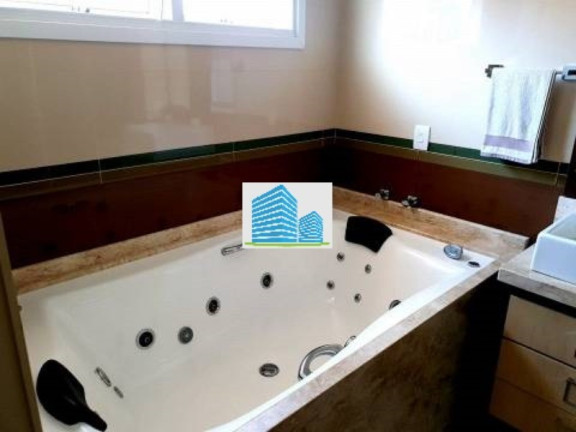 Imagem Casa com 4 Quartos à Venda, 250 m² em Alto Petrópolis - Porto Alegre Imagem Casa com 4 Quartos à Venda, 250 m² em Alto Petrópolis - Porto Alegre