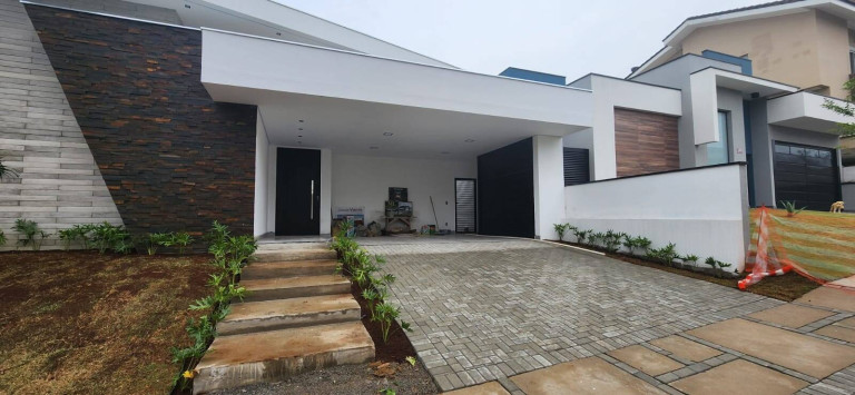 Imagem Casa com 3 Quartos à Venda, 300 m² em Jardim Karolyne - Votorantim