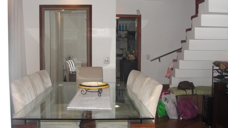 Imagem Casa com 4 Quartos à Venda, 240 m² em Vila Suzana - São Paulo Imagem Casa com 4 Quartos à Venda, 240 m² em Vila Suzana - São Paulo