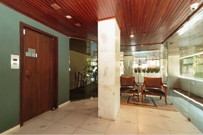 Imagem Apartamento com 3 Quartos à Venda, 152 m² em Rio Branco - Porto Alegre Imagem Apartamento com 3 Quartos à Venda, 152 m² em Rio Branco - Porto Alegre