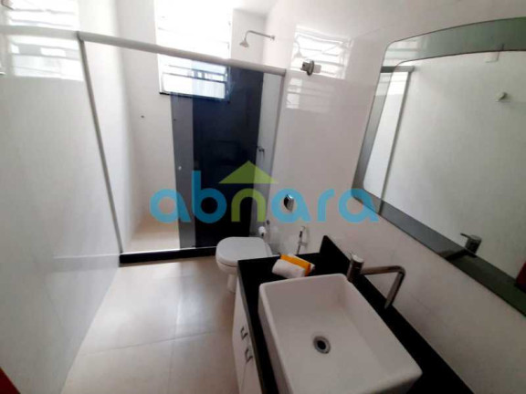 Imagem Apartamento com 2 Quartos à Venda, 70 m² em Copacabana - Rio De Janeiro