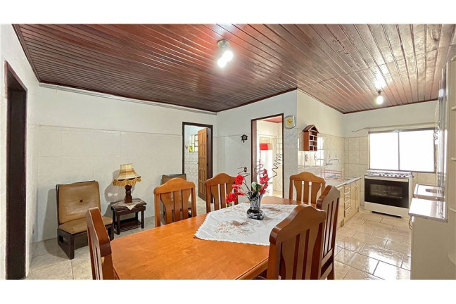 Imagem Casa com 3 Quartos à Venda, em Cristal - Porto Alegre Imagem Casa com 3 Quartos à Venda, em Cristal - Porto Alegre