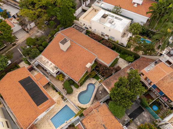 Imagem Casa com 7 Quartos à Venda, 495 m² em Alto De Pinheiros - São Paulo Imagem Casa com 7 Quartos à Venda, 495 m² em Alto De Pinheiros - São Paulo