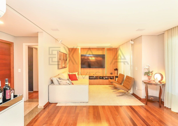 Imóvel com 3 Quartos à Venda, 226 m² em Vila Nova Conceição - São Paulo