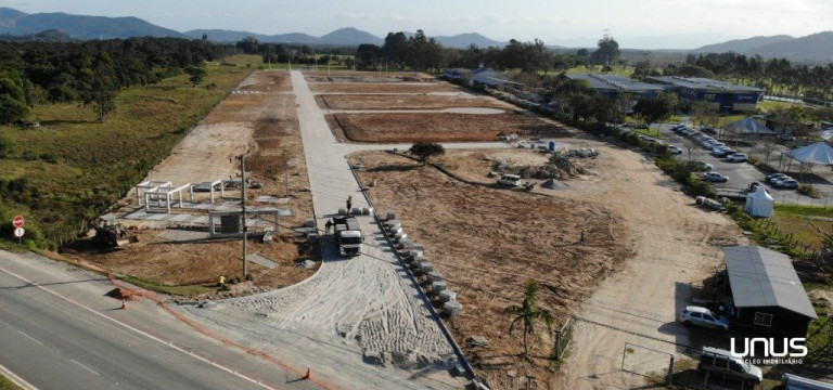 Imagem Terreno à Venda, 382 m² em Canasvieiras - Florianópolis Imagem Terreno à Venda, 382 m² em Canasvieiras - Florianópolis
