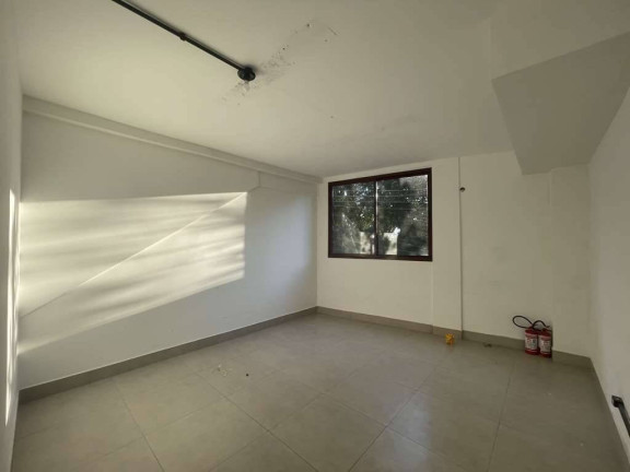 Imagem Loja à Venda, 176 m² em Chácara São João - Carapicuíba Imagem Loja à Venda, 176 m² em Chácara São João - Carapicuíba