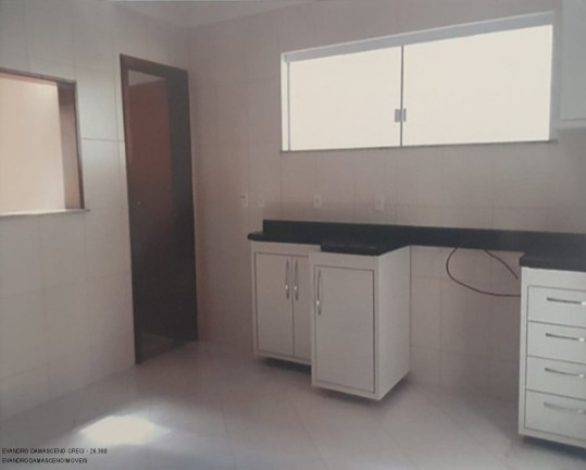 Imagem Casa com 4 Quartos à Venda, 250 m² em Buraquinho - Lauro De Freitas