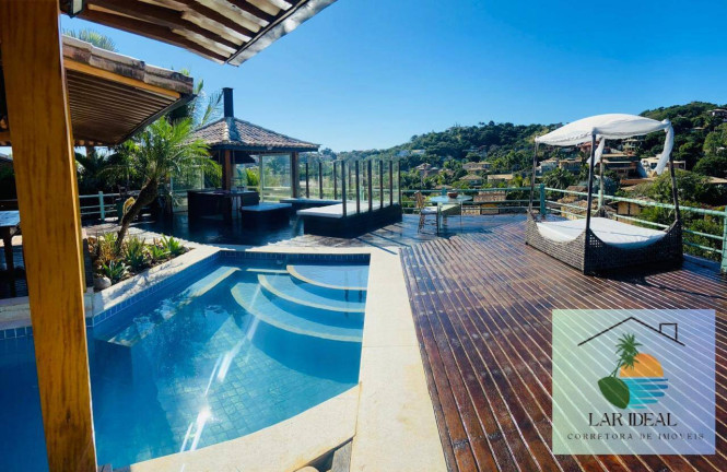 Casa com 6 Quartos para Alugar,  em Ferradurinha - Búzios