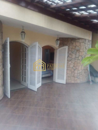 Casa com 3 Quartos à Venda, 379 m² em Vila Aquilino - Santo André