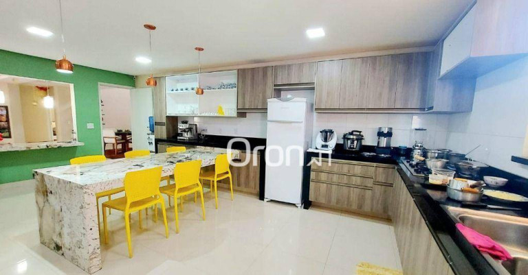 Imagem Sobrado com 4 Quartos à Venda, 500 m² em Residencial Aldeia Do Vale - Goiânia Imagem Sobrado com 4 Quartos à Venda, 500 m² em Residencial Aldeia Do Vale - Goiânia