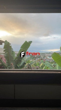 Casa com 6 Quartos à Venda, 200 m² em Córrego Grande - Florianópolis