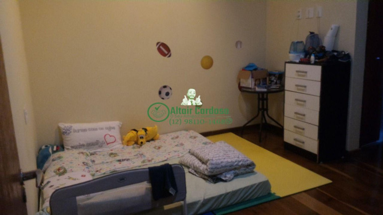 Casa de Condomínio com 5 Quartos à Venda, 500 m² em Centro - Jambeiro
