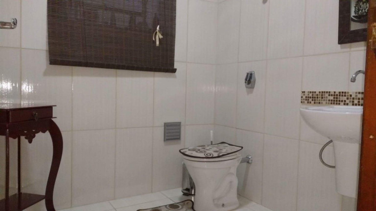 Imagem Sobrado com 5 Quartos à Venda, 250 m² em Vila Eldízia - Santo André