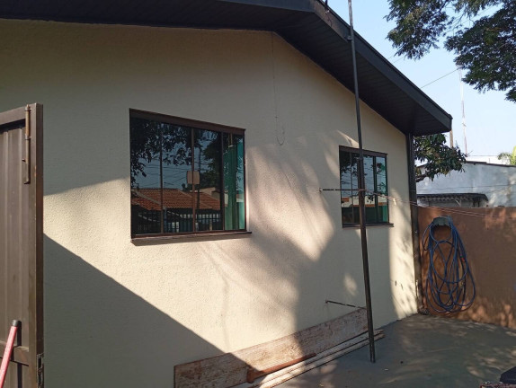 Imagem Casa com 4 Quartos à Venda, 270 m² em Jardim Primavera - Arapongas Imagem Casa com 4 Quartos à Venda, 270 m² em Jardim Primavera - Arapongas