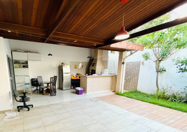 Imagem Casa com 4 Quartos à Venda, 180 m² em Buraquinho - Lauro De Freitas Imagem Casa com 4 Quartos à Venda, 180 m² em Buraquinho - Lauro De Freitas