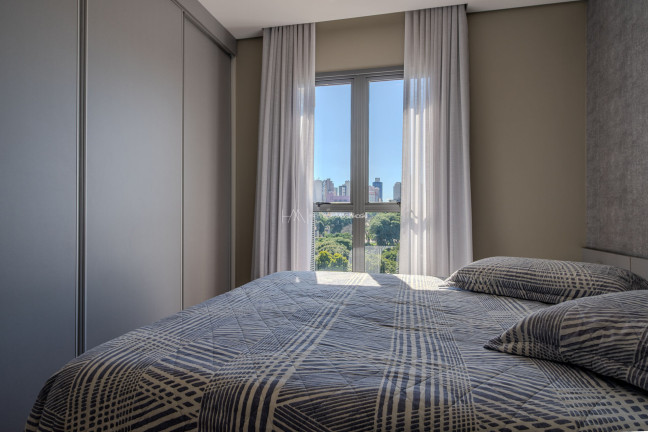 Imagem Apartamento com 2 Quartos à Venda, 129 m² em água Verde - Curitiba Imagem Apartamento com 2 Quartos à Venda, 129 m² em água Verde - Curitiba